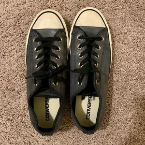 Metallic gray leather Converse